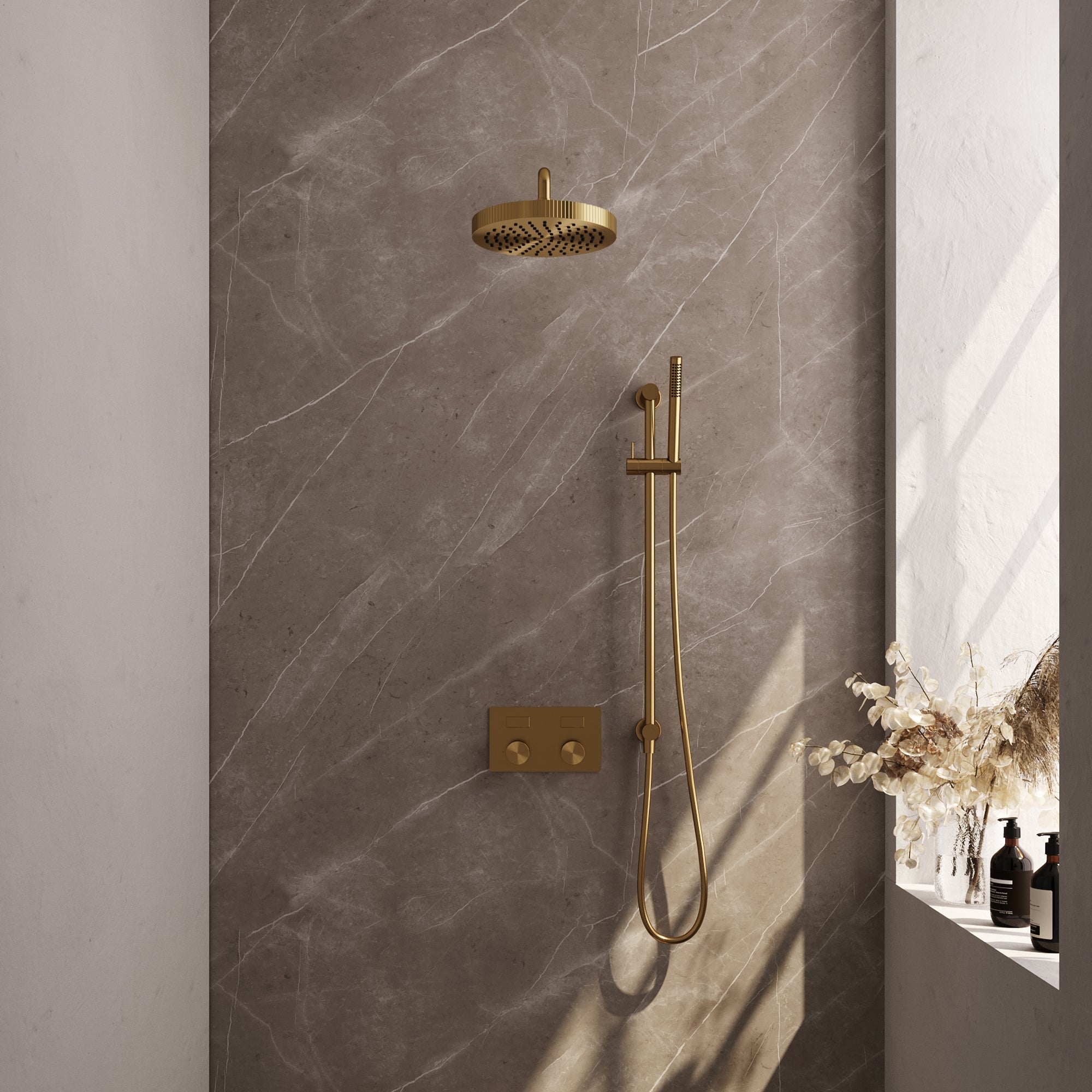 Brauer Stripe inbouw regendoucheset met drukknoppen - gebogen wandarm - staafhanddouche - glijstang - Geborsteld Goud PVD