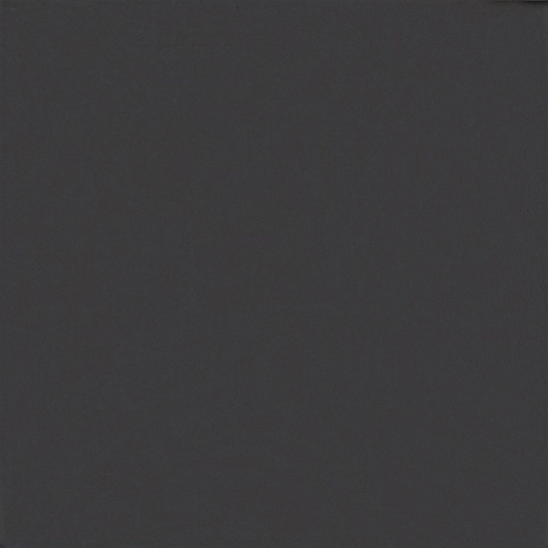Newker, City - M20 - Black, Matt, 60x60cm, 10.00mm, Rett.