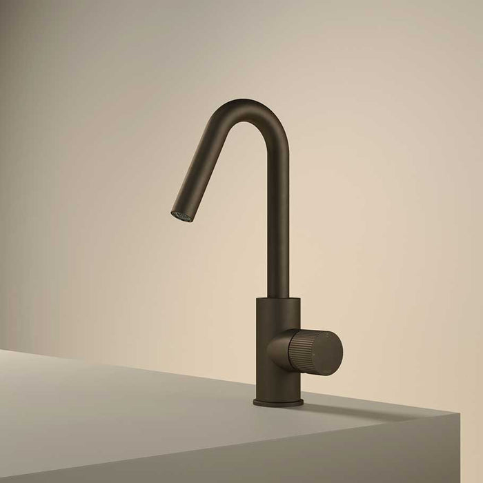 Hotbath Guy Row GY004R wastafelkraan met draaibare uitloop - Geborsteld Nikkel